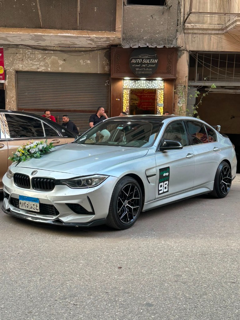 بي إم دبليو الفئة الثالثة F30 سبورت فضي