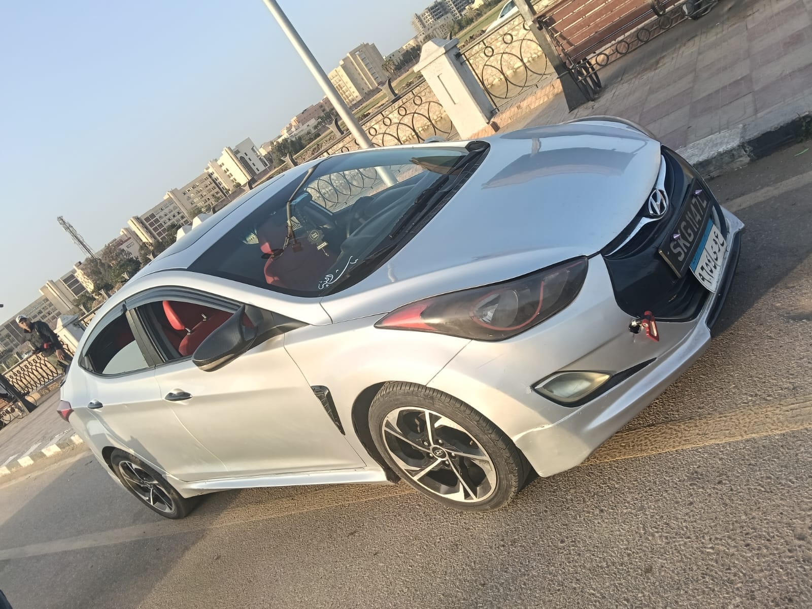 هيونداي إلنترا MD سبورت فضي